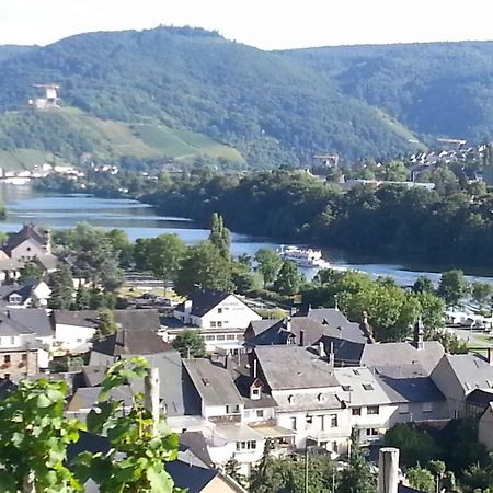 Weinhaus Hotel Zum Josefshof Graach ภายนอก รูปภาพ