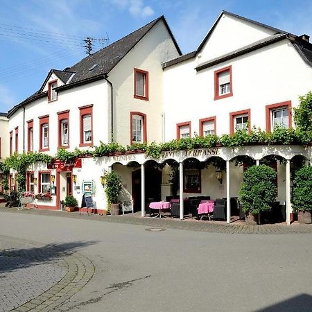 Weinhaus Hotel Zum Josefshof Graach ภายนอก รูปภาพ