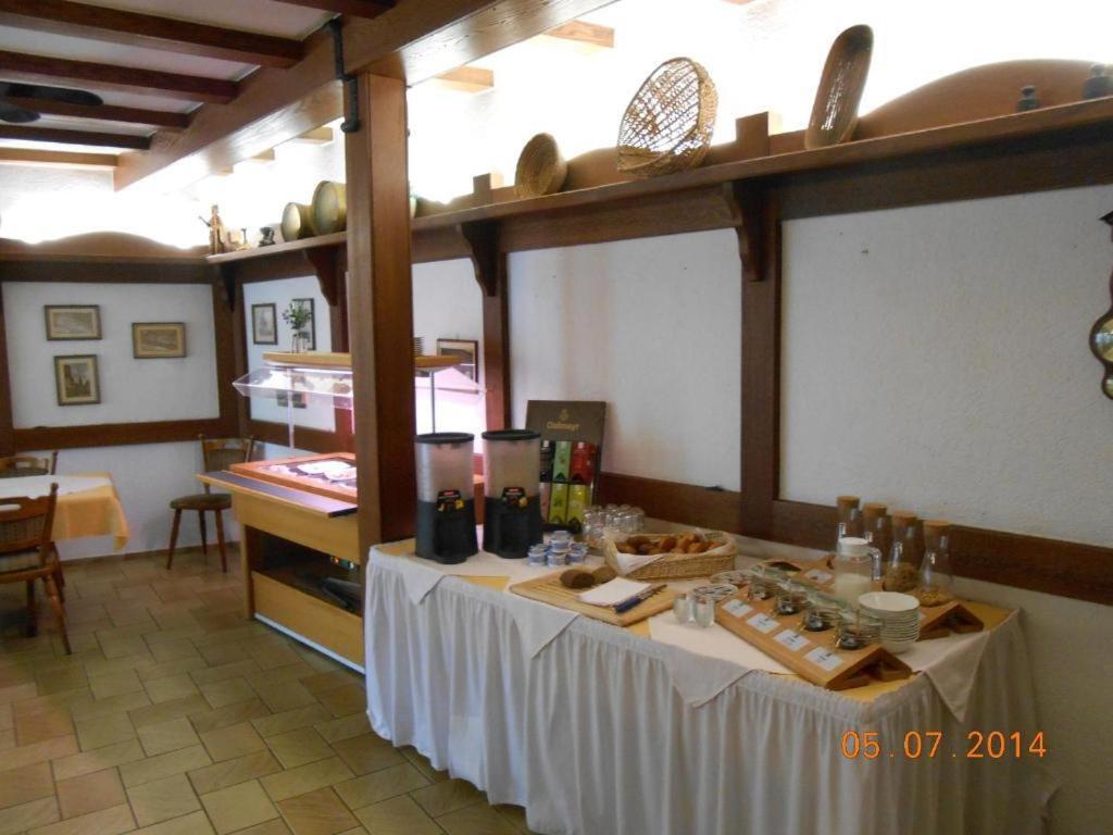 Weinhaus Hotel Zum Josefshof Graach ภายนอก รูปภาพ