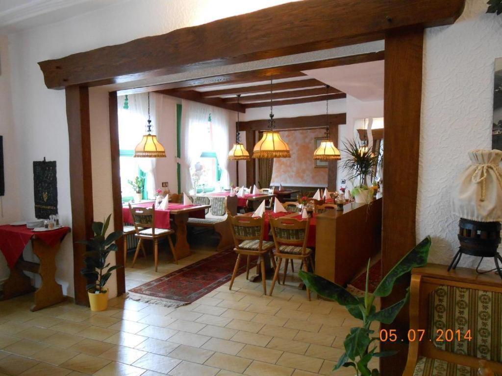 Weinhaus Hotel Zum Josefshof Graach ภายนอก รูปภาพ