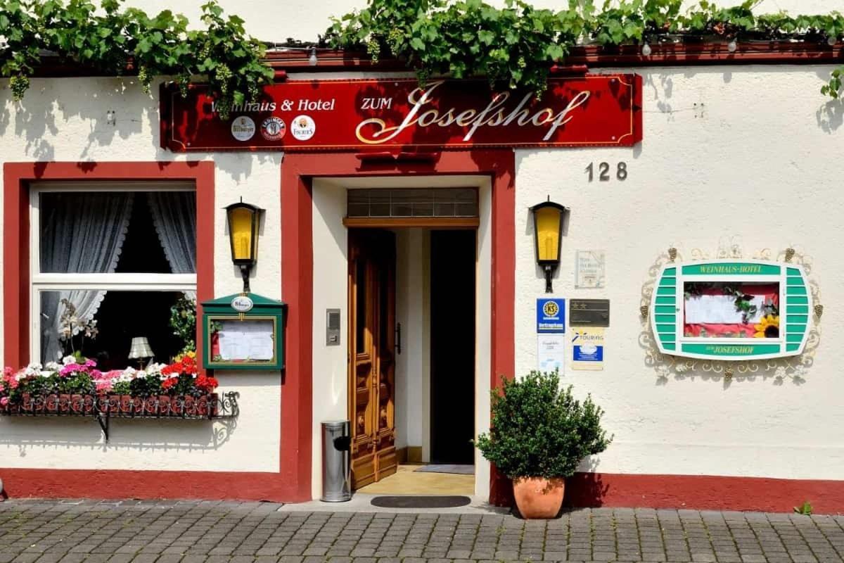 Weinhaus Hotel Zum Josefshof Graach ภายนอก รูปภาพ