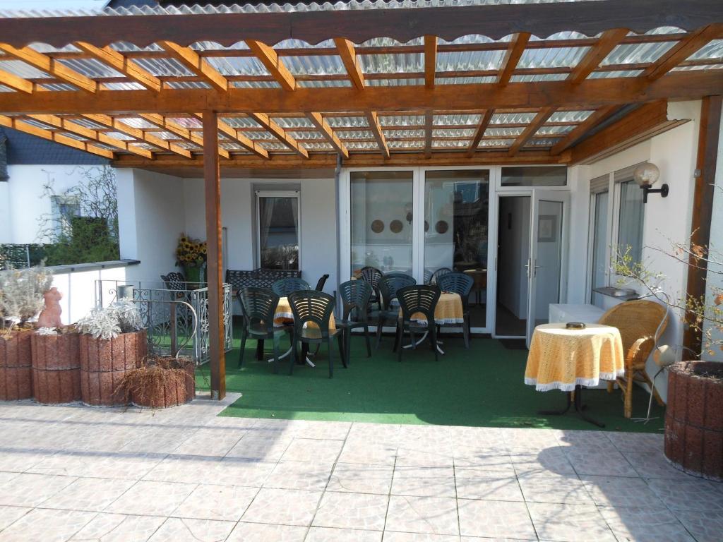 Weinhaus Hotel Zum Josefshof Graach ภายนอก รูปภาพ